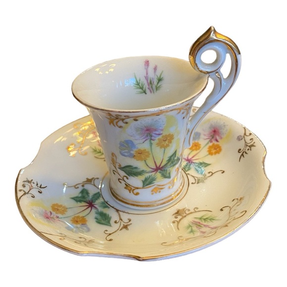 Vintage demitasse cup & saucer “Dandelions” hand painted in Japan gold trim EVC - Picture 1 of 6